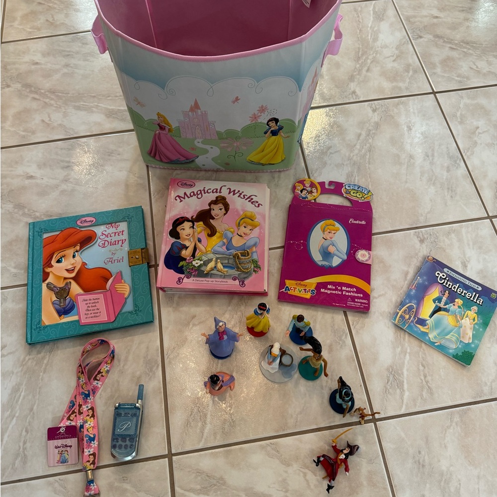 Disney Princess Storage tote, books and toy figures